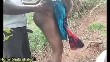 Indian teen girl outdoor fucking in the forest video