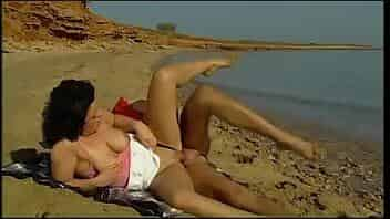 Hot sex on the beach! video