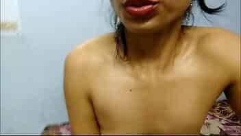 Desi bhabhi says - chodho mujhe. Hindi audio with lots of moaning video